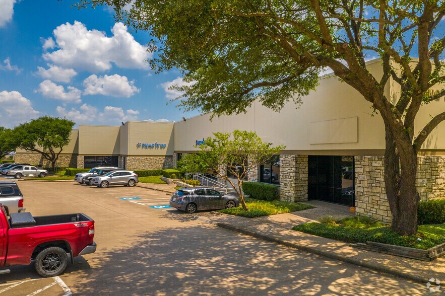 More Photos Of 2777 W Danieldale Rd, Dallas Unknown For Lease