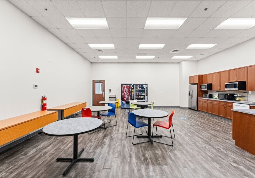 More Photos Of 116 Exmore Rd, Mooresville Office For Lease