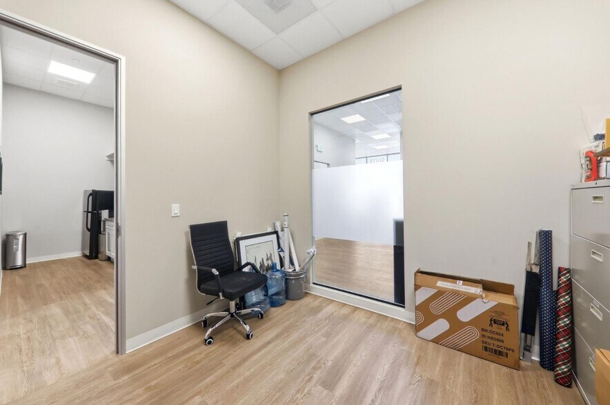 More Photos Of 600 El Camino Real, Belmont General Retail For Sale