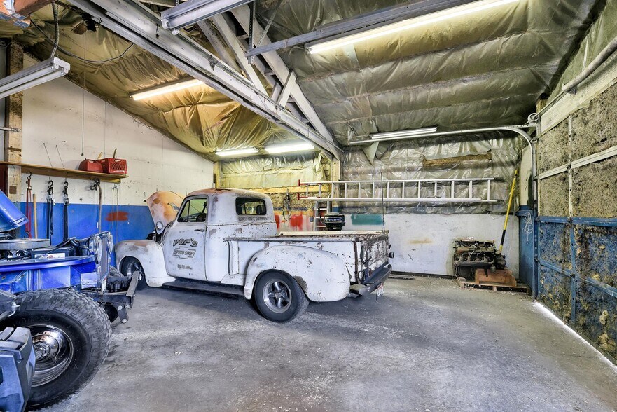 More Photos Of 30 S Latah St, Boise Auto Repair For Sale
