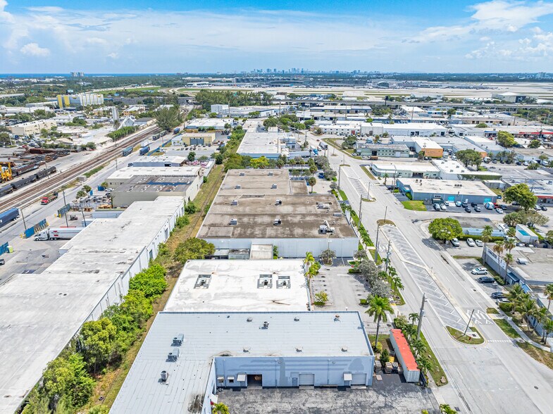 More Photos Of 3000 SW 2nd Ave, Fort Lauderdale Warehouse For Sale
