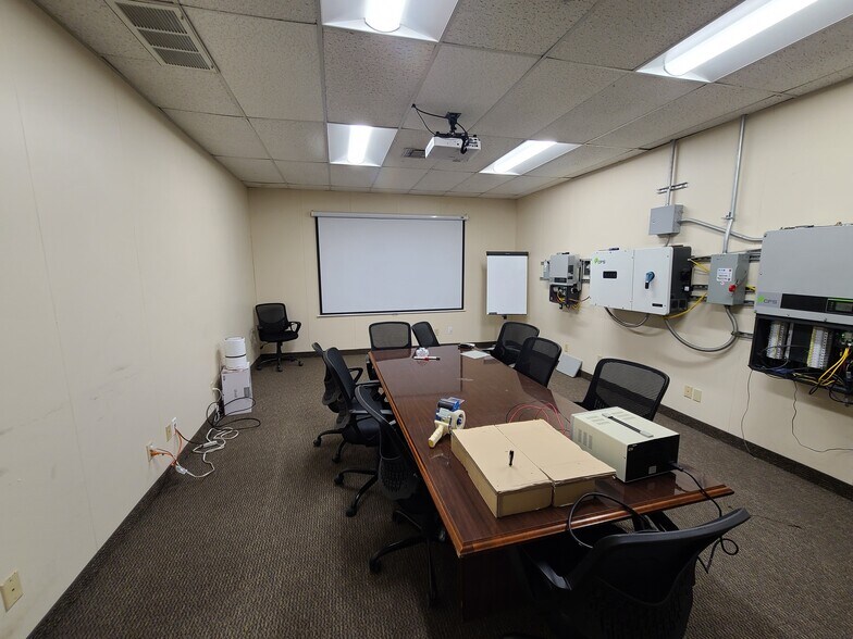 More Photos Of 1110 Collins Blvd E, Richardson Light Manufacturing For Lease