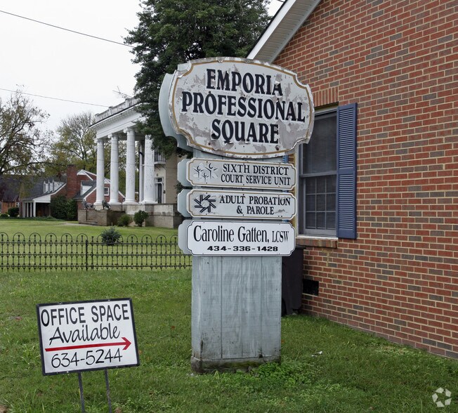 More Photos Of 420 S Main St, Emporia Office For Lease