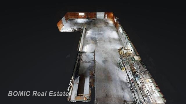 More Photos Of 9010 Dixie Hwy, Birch Run Warehouse For Lease