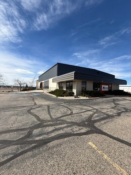 More Photos Of 150 N Walsh Dr, Casper General Retail For Sale