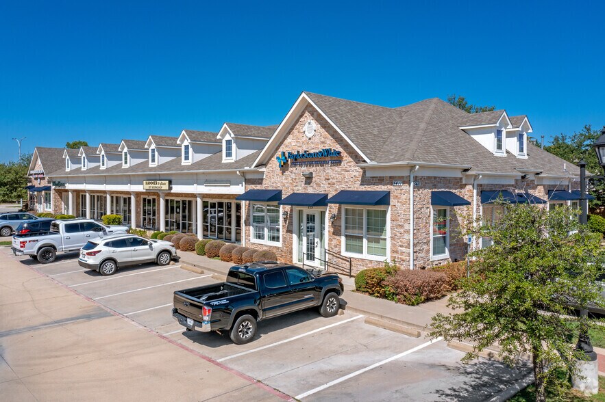 Primary Photo Of 5411 Basswood Blvd, Fort Worth Medical For Lease