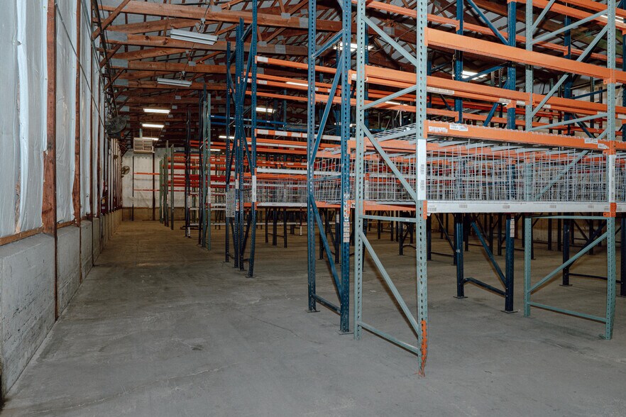 More Photos Of 1156 1st St, Henderson Warehouse For Lease