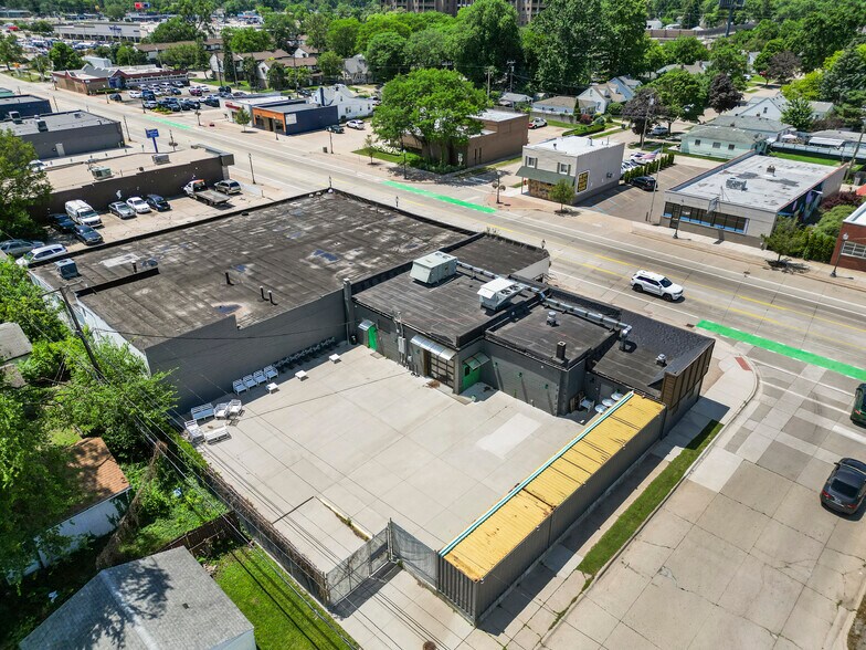 More Photos Of 23610 John R Rd, Hazel Park Auto Repair For Sale