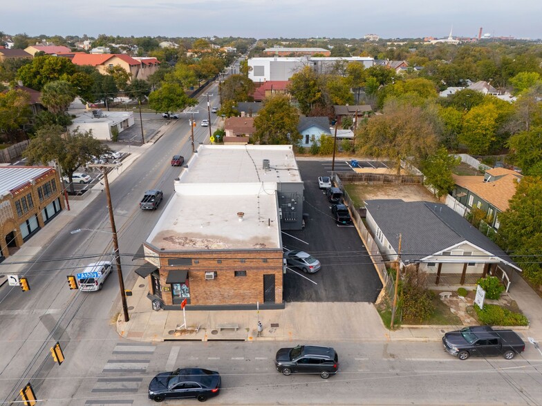 More Photos Of 2100-2110 McCullough Ave, San Antonio Storefront For Sale