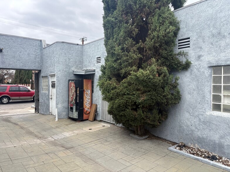 More Photos Of 4760 S Figueroa St, Los Angeles Healthcare For Sale