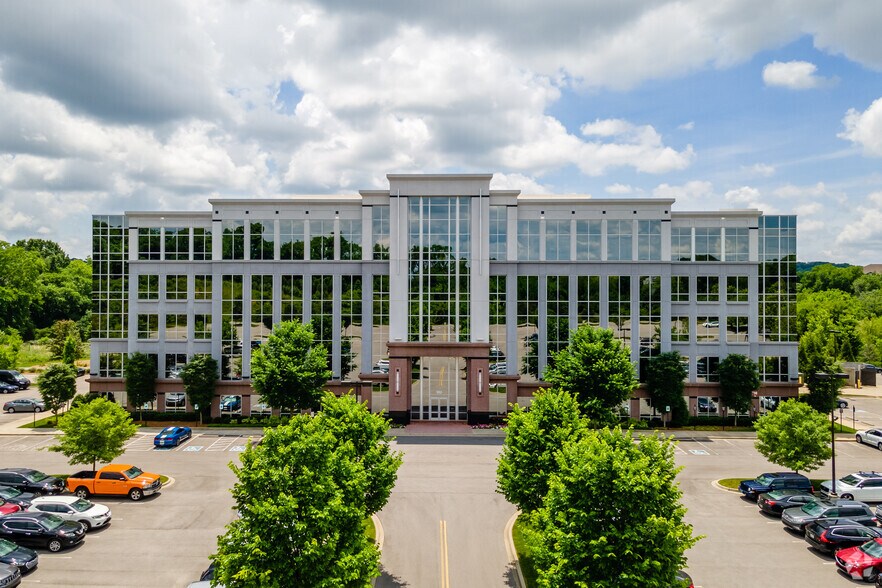 More Photos Of 302 Innovation Dr, Franklin Loft Creative Space For Lease