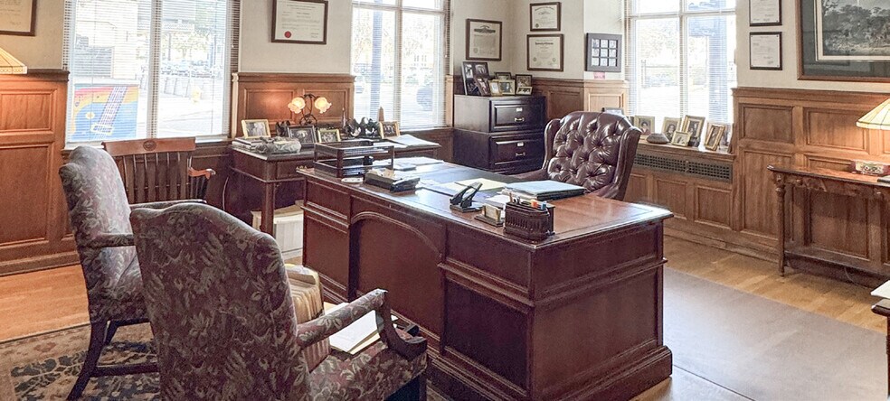 More Photos Of 200 E Forsyth St, Jacksonville Office For Lease