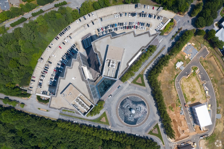 More Photos Of 3200 Windy Hill Rd SE, Atlanta Office For Lease