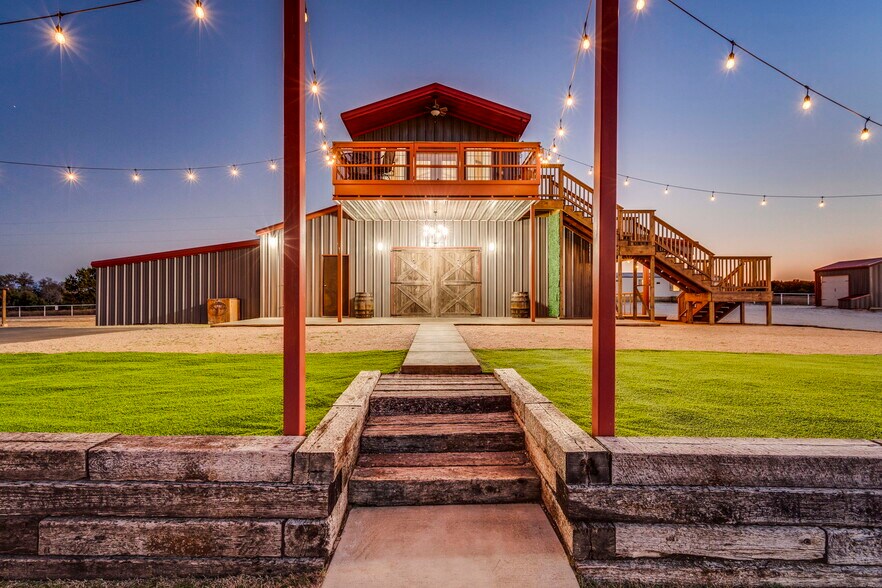 More Photos Of 3199 County 2730 Rd, Glen Rose Lodge Meeting Hall For Sale