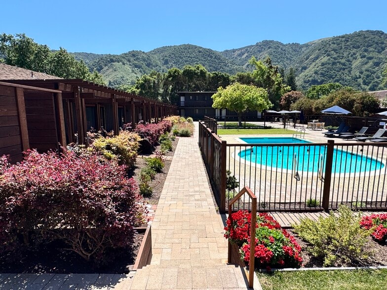 More Photos Of 102 W Carmel Valley Rd, Carmel Valley Hotel For Sale