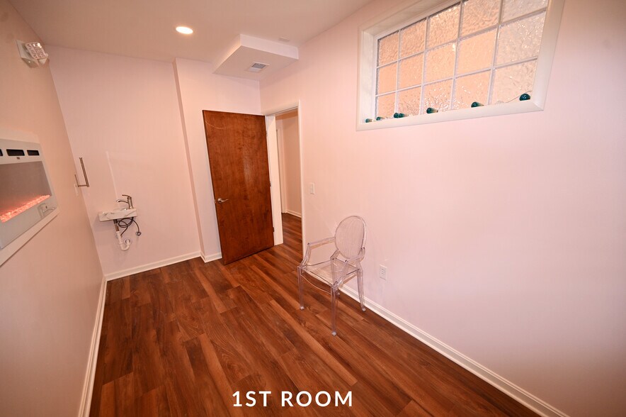 More Photos Of 723 S Charles St, Baltimore Office Residential For Sale