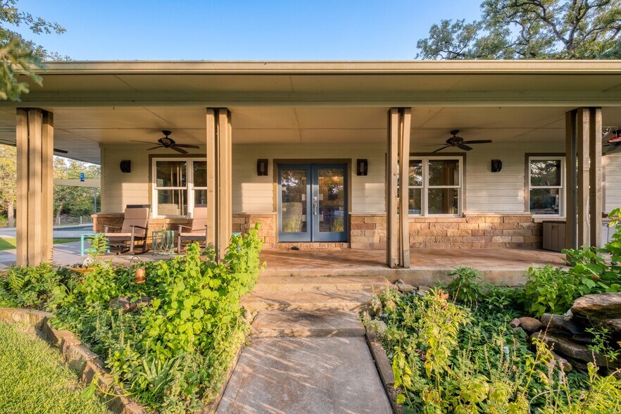 More Photos Of 1474 County Road B, Lexington Specialty For Sale
