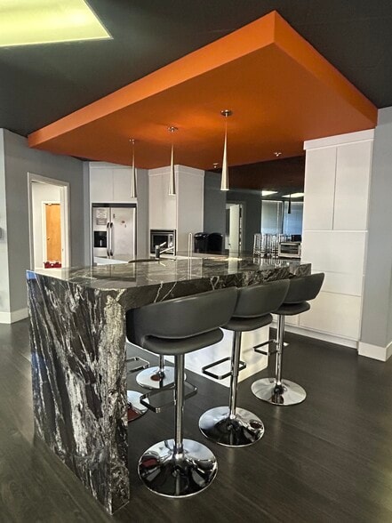 More Photos Of 3050 Amwiler Rd, Peachtree Corners Office For Lease