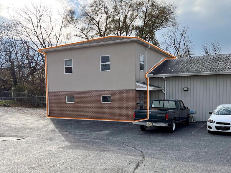 More Photos Of 1880 W Mason Ave, York Light Manufacturing For Sale