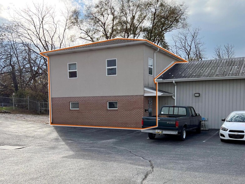 More Photos Of 1880 W Mason Ave, York Light Manufacturing For Lease