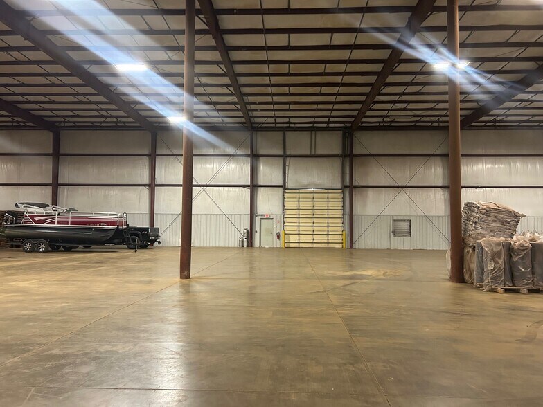More Photos Of 40 Triplett Dr, London Warehouse For Lease