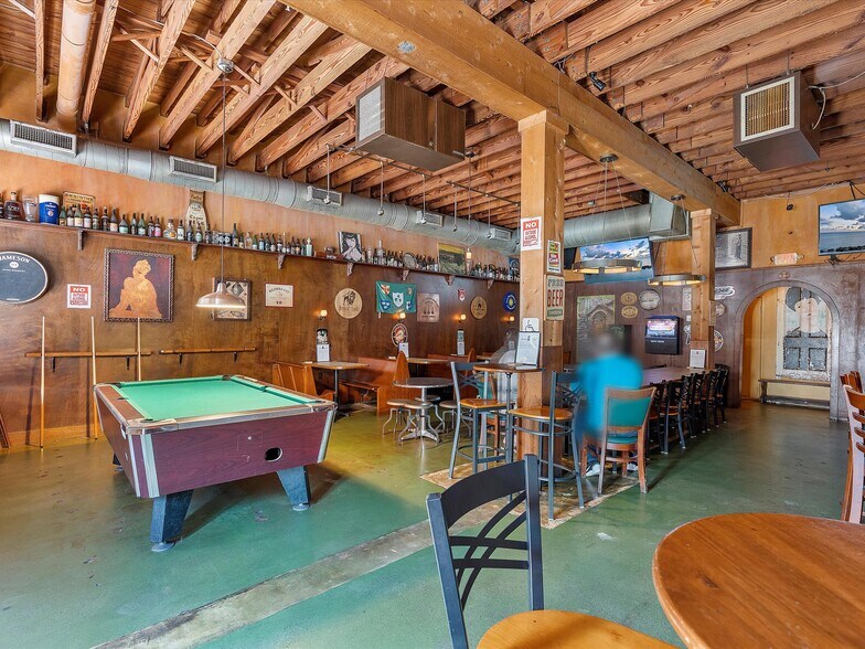 More Photos Of 1600 Lenox Ave, Miami Beach Storefront For Sale