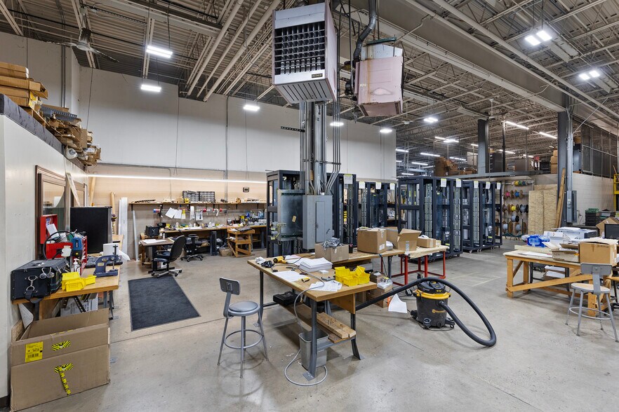 More Photos Of 820 Washington Blvd, Pittsburgh Warehouse For Sale