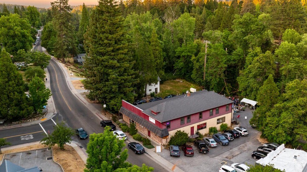 More Photos Of 535 Mill St, Grass Valley Restaurant For Sale