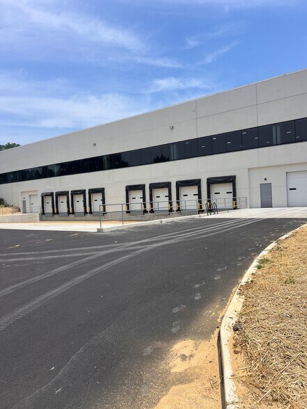Primary Photo Of 260 Industrial Way W, Eatontown Warehouse For Lease
