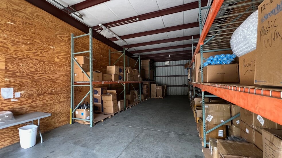 More Photos Of 5450 Commercial Blvd, Winter Haven Distribution For Lease