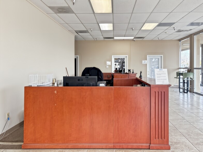 More Photos Of 2311 N Tracy Blvd, Tracy Coworking Space