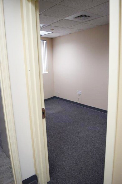 More Photos Of 3351 Park Ave, Wantagh Office For Lease