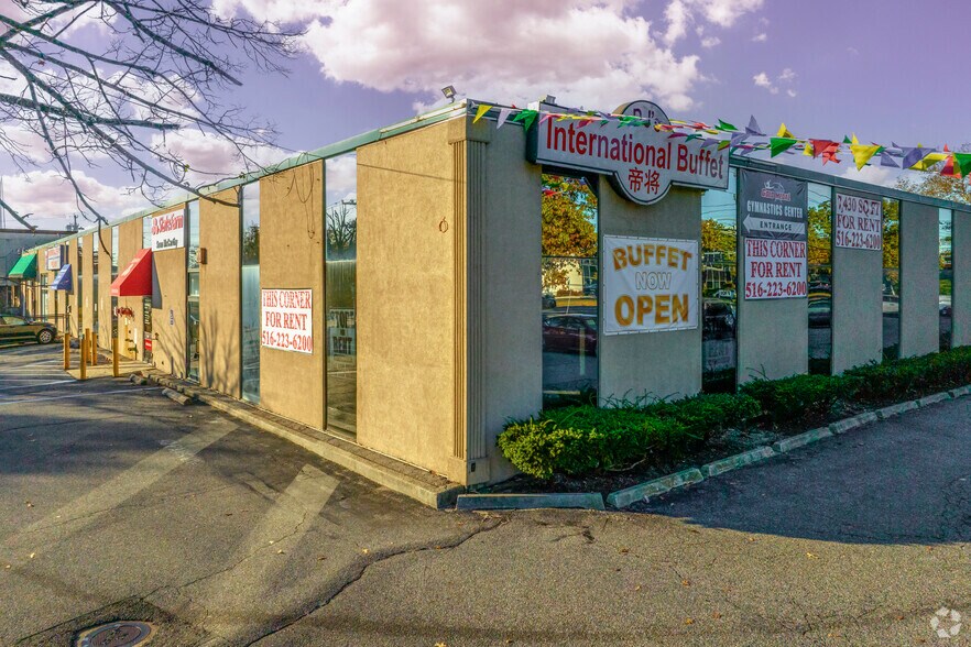 Primary Photo Of 1100 Stewart Ave, Garden City General Retail For Sale