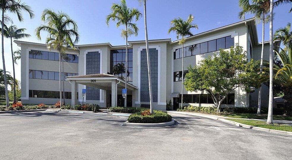 More Photos Of 301 NW 84th Ave, Plantation Office For Lease