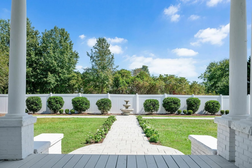 More Photos Of 2239 Barber Mill Rd, Clayton Specialty For Sale