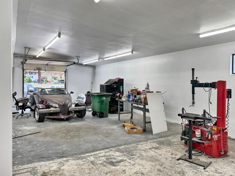 More Photos Of 13383 Colfax Hwy, Grass Valley General Retail For Sale