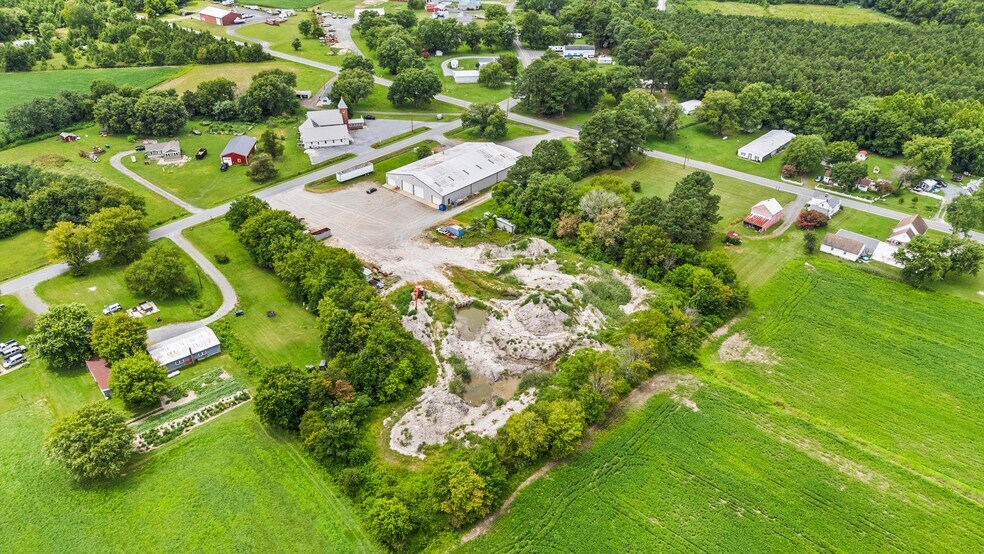 More Photos Of 7968 Libertytown Rd, Berlin Industrial For Sale