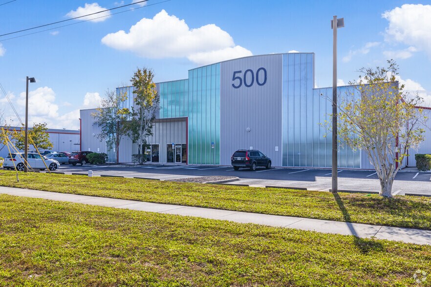 More Photos Of 600 Tallevast Rd, Sarasota Light Manufacturing For Lease