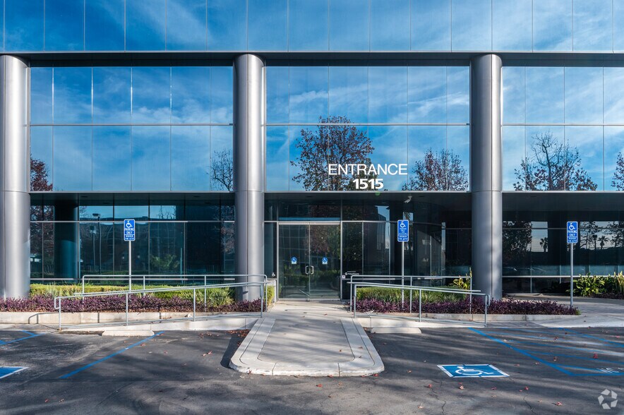 More Photos Of 1515 E Orangewood Ave, Anaheim Office For Sale