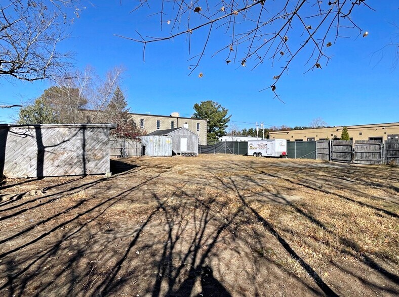 More Photos Of 58 Concord St, North Reading Office For Lease