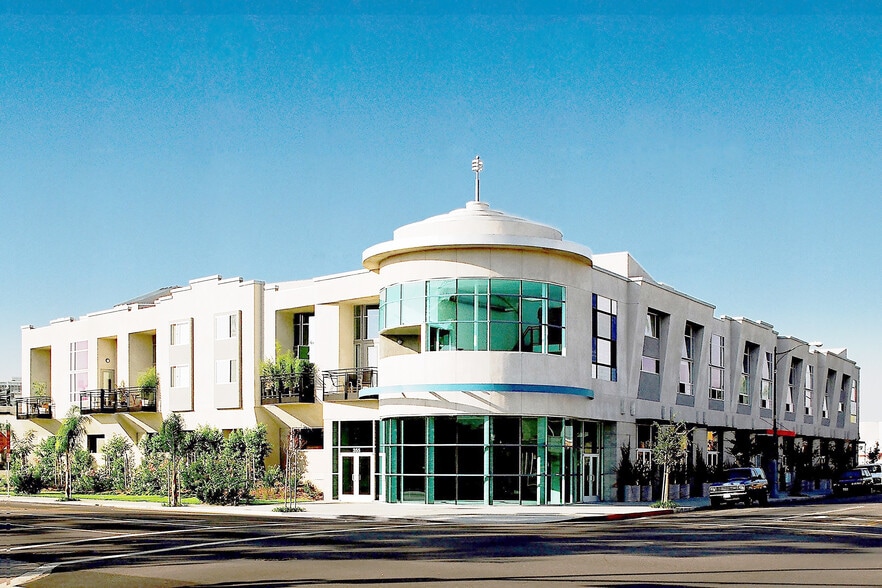 More Photos Of 820-834 E 4th St, Long Beach Storefront Retail Office For Sale