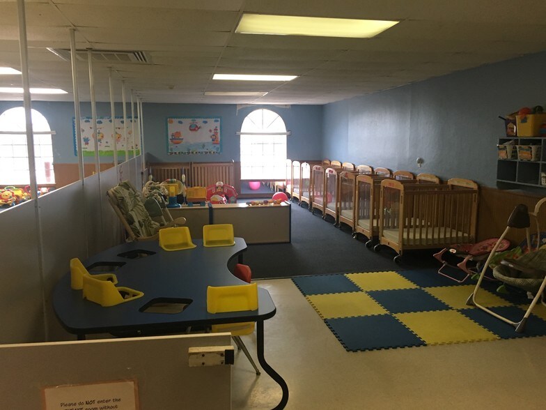 More Photos Of 21950 Kingsland Blvd, Katy Daycare Center For Lease