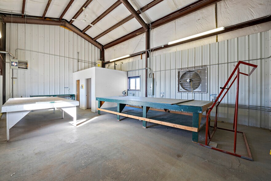 More Photos Of 71 Allegiance Cir, Evanston Warehouse For Sale