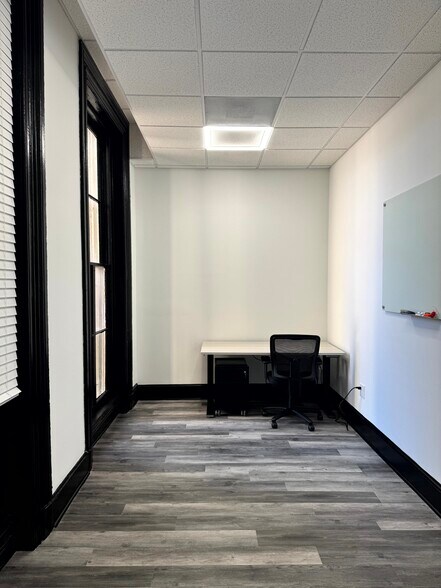 More Photos Of 2131 Maryland Ave, Baltimore Apartments For Lease