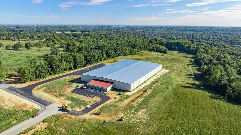 More Photos Of 55 Bagwell Blvd, Scottsville Warehouse For Lease