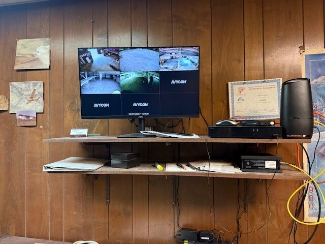 More Photos Of 2514 Foundry Pl, Clayville Industrial For Sale