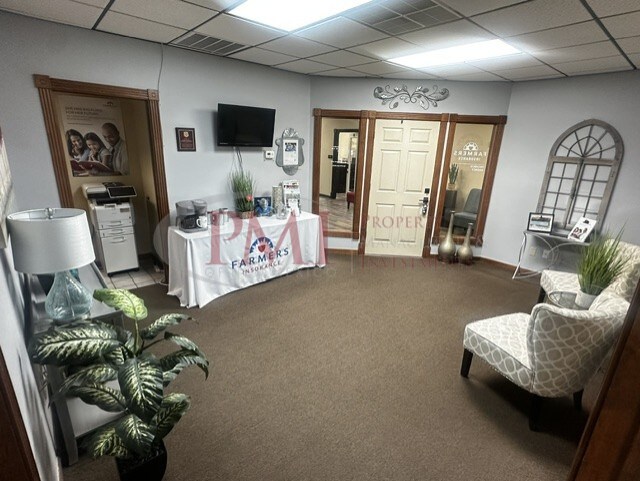 More Photos Of 205 W Boutz Rd, Las Cruces Office For Lease