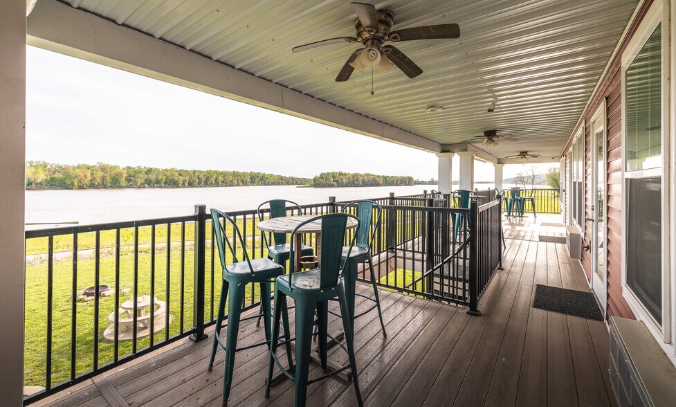More Photos Of 1435 Main st, Grafton Specialty For Sale