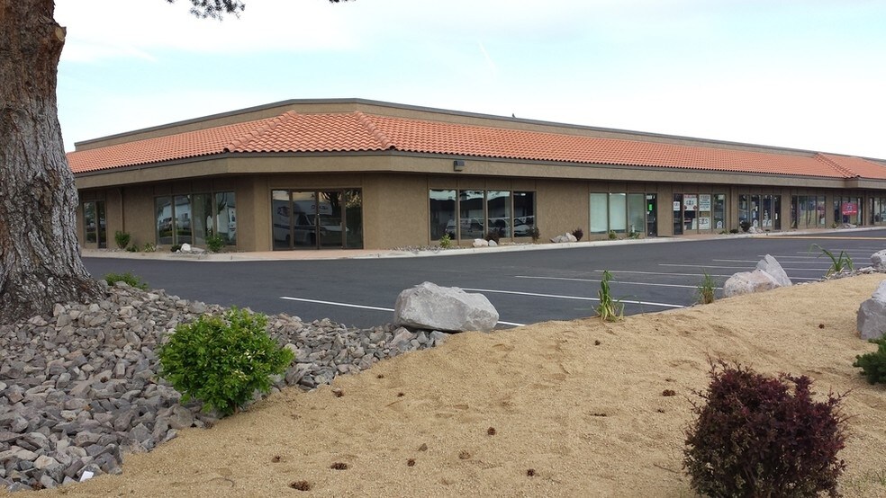 More Photos Of 155 Glendale Ave, Sparks Flex For Lease