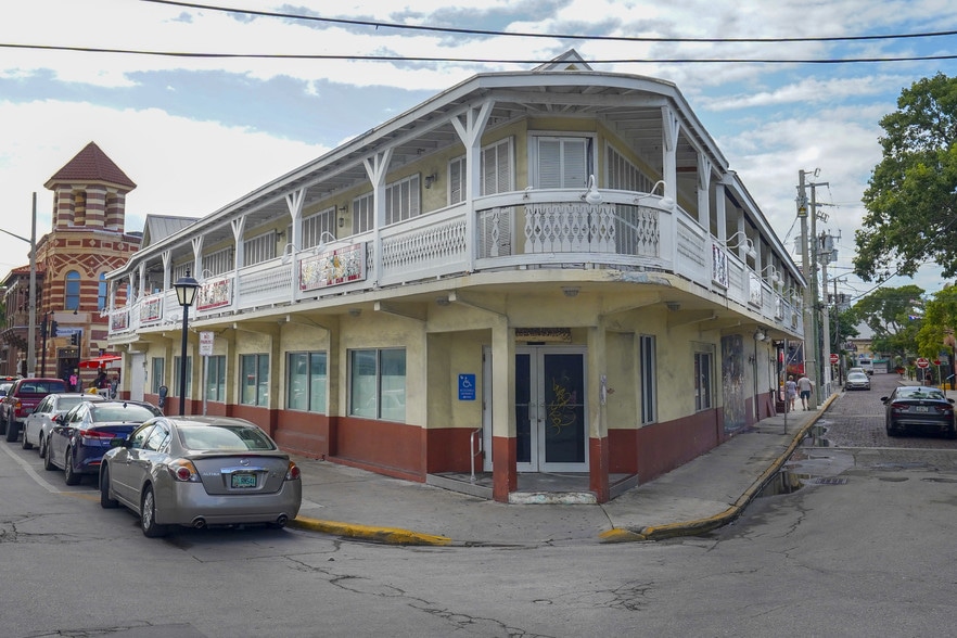 Primary Photo Of 12 Duval St, Key West Restaurant For Lease